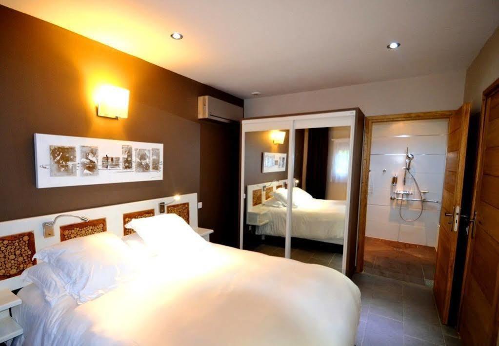 Athena Motel Saint Aygulf Exteriér fotografie